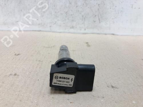 Used Ignition coil VW POLO IV (9N_, 9A_) 1.2 12V (64 hp) 15532650