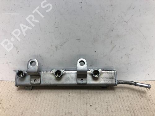 Used Injection rail Injection rail 37204426 37204426