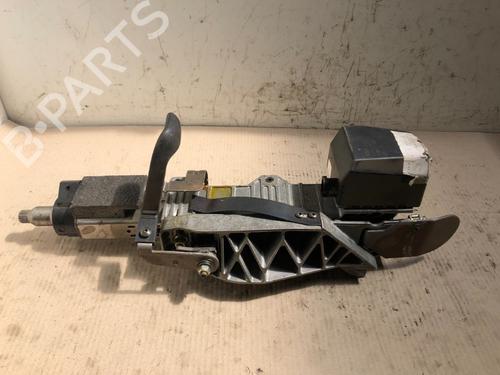 Used Steering column universal joint Steering column universal joint 15298563 15298563