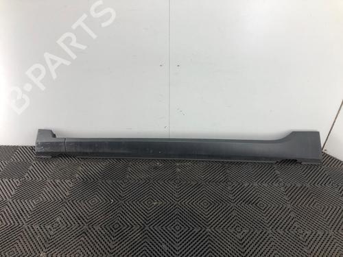 Venstre sidekjole Venstre sidekjole PEUGEOT 2008 I (CU_) 1.2 THP 110 / PureTech 110 (110 hp) 37210003 37210003