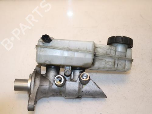 Used Brake master cylinder RENAULT MEGANE III Grandtour (KZ0/1) 1.5 dCi (KZ09, KZ0D, KZ1G, KZ29, KZ14, KZ1W, KZ10, KZ1F,... (110 hp) 15333120
