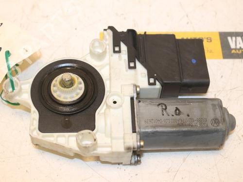Electronic module SEAT LEON (1M1) 1.9 TDI | BP15313252M83 