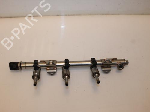 Used Injection rail Injection rail 15318518 15318518