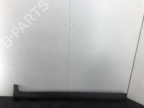 Used Right sideskirt Right sideskirt 17376787 17376787
