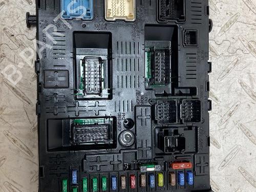 Used Fuse box Fuse box CITROËN C4 Picasso I MPV (UD_) 1.6 VTi 120 (120 hp) 26203408 26203408