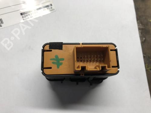 Switch SEAT Mii (KF1, KE1) 1.0 | BP37212008I30 - Image 9