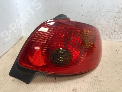 Used Right taillight PEUGEOT 206 Hatchback (2A/C) 1.4 i (75 hp) 15534760