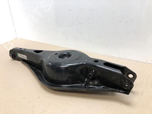 Querlenker links hinten LYNK & CO 01 PHEV | BP15347944M14 