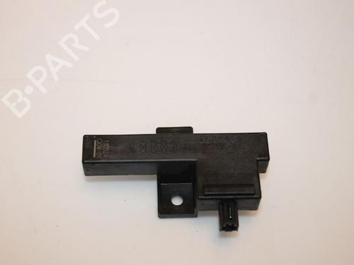 Used Antenna/Base Antenna/Base 15318202 15318202