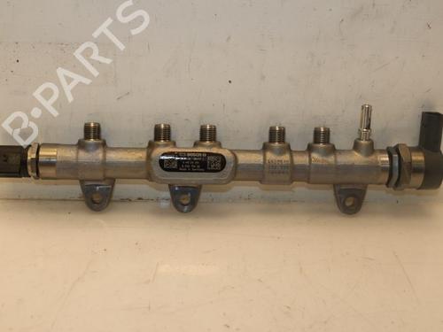 Used Injection rail Injection rail 15326780 15326780