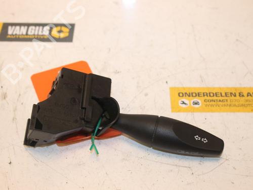 Used Steering column stalk FORD FIESTA V (JH_, JD_) 1.3 (69 hp) 15312948