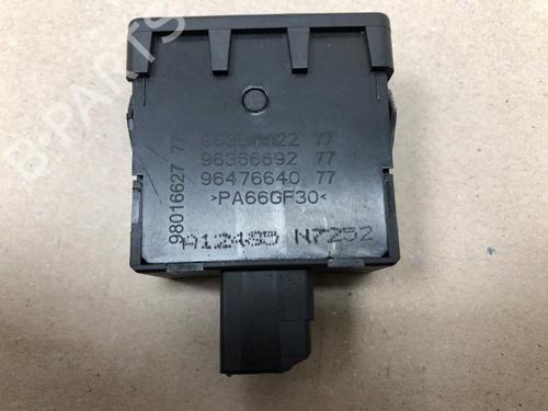 Switch PEUGEOT 2008 I (CU_) 1.2 THP 110 / PureTech 110 | BP37208379I30 - Image 5