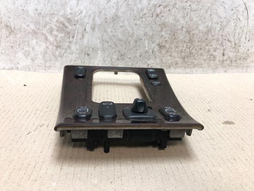 Used Switch MERCEDES-BENZ CLK (C208) CLK 200 Kompressor (208.344) (163 hp) 15534868