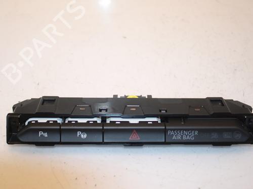 Advarselsbryter VW PASSAT B8 (3G2, CB2) 2.0 TDI | BP15332807I22 