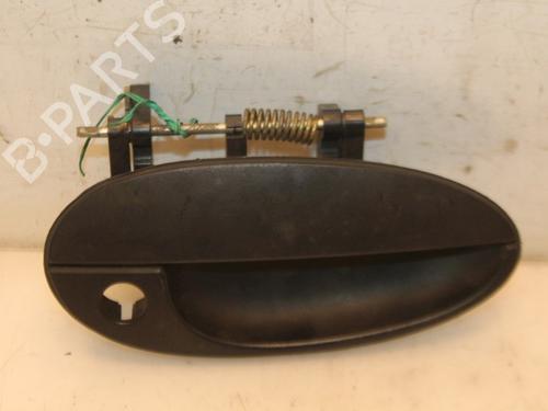 Używane Klamka zewnętrzna drzwi przednich prawych DAEWOO MATIZ (M100, M150) 0.8 (52 hp) 15334795