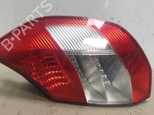 Used Right taillight Right taillight 15532114 15532114