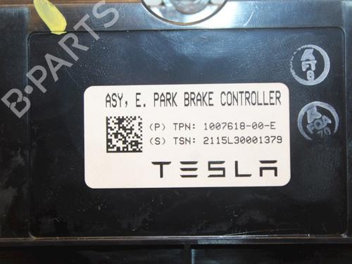 Electronic module TESLA MODEL S (5YJS) 85D AWD | BP15320974M83 - Image 2