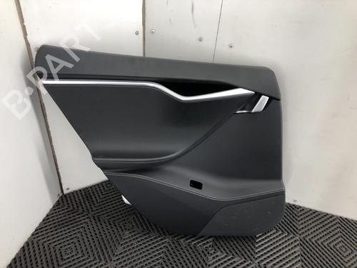 Guarnecido puerta trasera izquierda TESLA MODEL S (5YJS) 90D AWD (422 hp) 16955300 | 600613314L