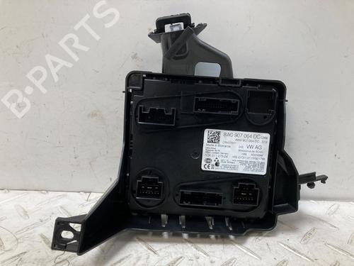 Dør styreenhed Dør styreenhed AUDI A5 (F53, F5P) S5 TFSI quattro (354 hp) 37204851 37204851
