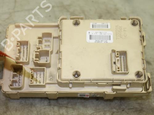Used Fuse box Fuse box TOYOTA AVENSIS (_T25_) 2.0 D-4D (CDT250_, CDT250R) (116 hp) 15303336 15303336