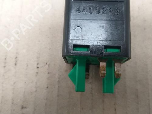 Switch SAAB 9-5 Estate (YS3E) 2.0 t | BP15533127I30 