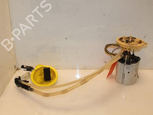 Used Fuel pump SKODA SUPERB II Estate (3T5) 1.6 TDI (105 hp) 15319722