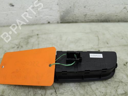Used Switch FIAT GRANDE PUNTO (199_) 1.4 (199AXB11, 199AXB1A, 199BXB1A, 199AXL1A) (77 hp) 15303374