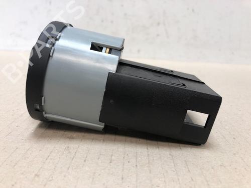 Headlight switch SKODA CITIGO (NF1) 1.0 | BP37204509I24 - Image 2