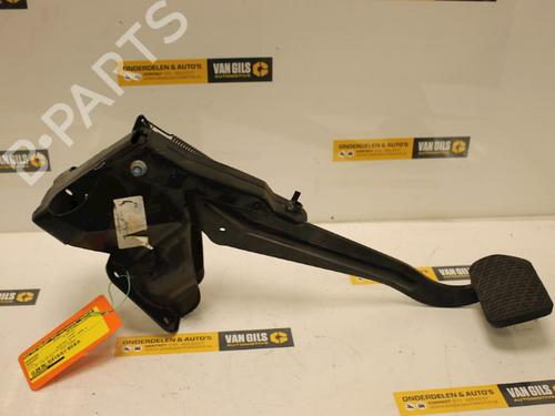 Used Break pedal MERCEDES-BENZ VITO / MIXTO Van (W639) 111 CDI (639.601, 639.603, 639.605) (109 hp) 15301860