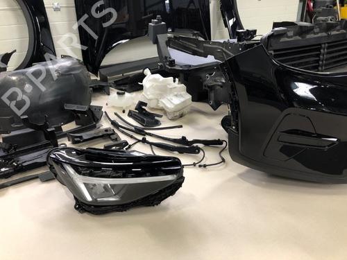 Full front VOLVO XC40 (536) Recharge | BP37214203S1 - Image 9