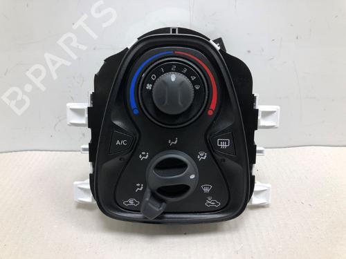 climate-control-toyota-aygo-_b4_-2014-37204407 main image