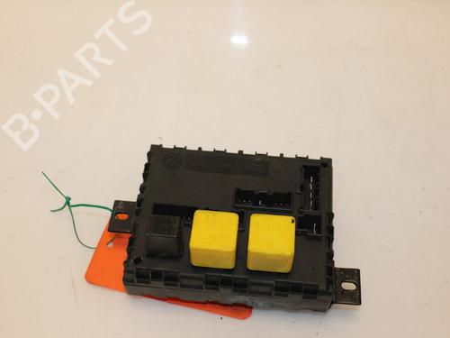 Used Fuse box Fuse box 15322892 15322892