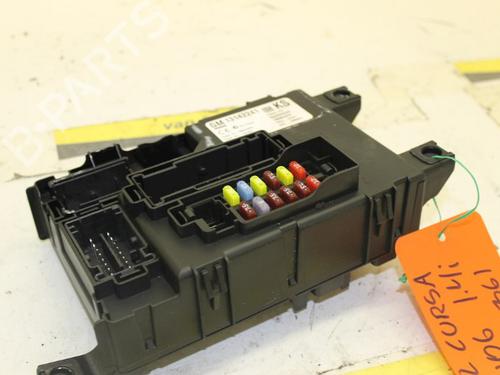Used Fuse box OPEL CORSA D (S07) 1.4 (L08, L68) (90 hp) 15300944