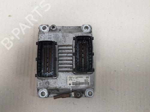 Used Engine control unit (ECU) Engine control unit (ECU) 15535715 15535715