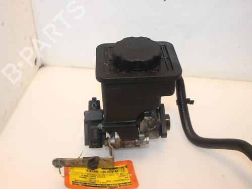 Used Steering pump BMW 3 (E46) 320 d (136 hp) 15302403