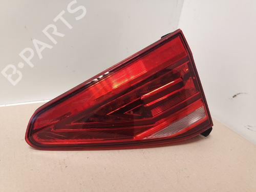 Used Right taillight Right taillight 15339577 15339577