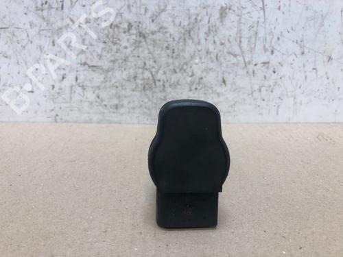 Used Ignition coil AUDI A4 B6 Avant (8E5) 2.0 (130 hp) 15533469
