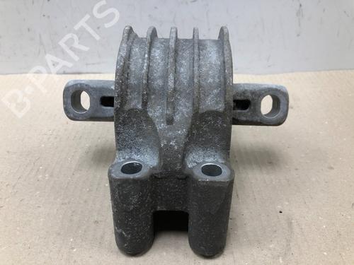 Used Engine mount Engine mount 37207247 37207247