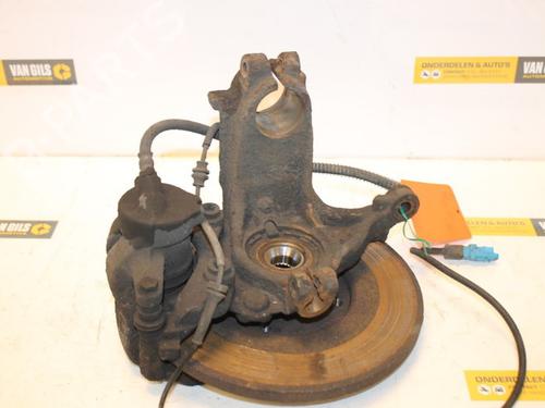 Used Right front steering knuckle CITROËN C2 (JM_) 1.1 (60 hp) 15310014