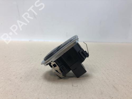 Switch BMW 3 Touring (F31) 320 i | BP21604472I30 