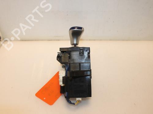 Gear lever TOYOTA AURIS (_E18_) 1.8 Hybrid (ZWE186_, ZWE186R) | BP15318795M90 