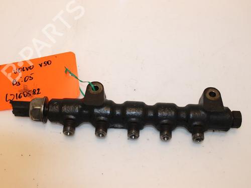 Used Injection rail Injection rail 15317713 15317713
