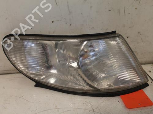 Used Right front indicator Right front indicator 15306958 15306958