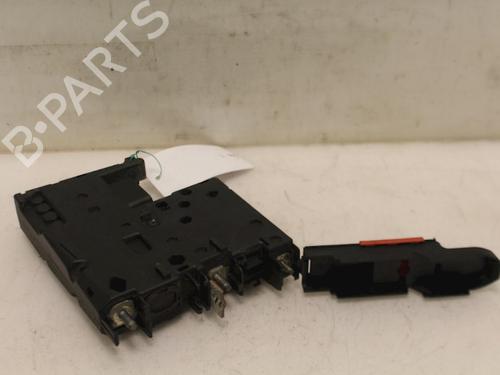 Used Fuse box Fuse box 15335066 15335066