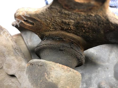 Used Left front steering knuckle VW FOX Hatchback (5Z1, 5Z3, 5Z4) 1.2 (55 hp) 15536967