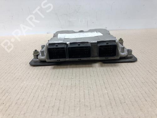 engine-control-unit-ecu-peugeot-307-3ac-20-hdi-135-0281011081-2000-2001-2002-2003-2004-2005-2006-2007-2008-2009-2010-2011-2012-15536752 main image