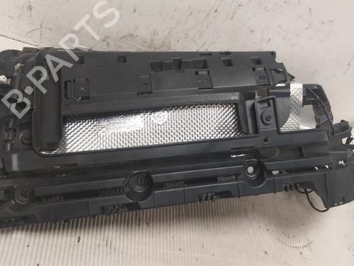 Used Rear bumper bracket LAND ROVER RANGE ROVER IV (L405) 3.0 TDV6 4x4 (258 hp) 15330193