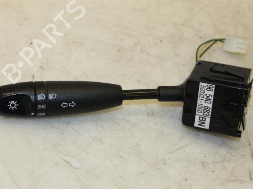 Used Steering column stalk CHEVROLET MATIZ (M200, M250) 0.8 (52 hp) 15302932