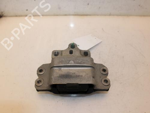 Used Gearbox mount Gearbox mount 15330004 15330004