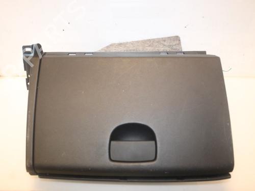 Used Glove box Glove box 15317104 15317104